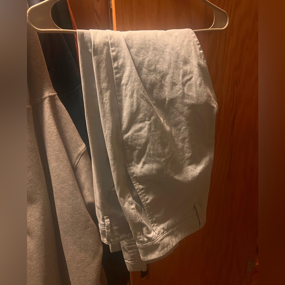 Old Navy Men's Khaki Pants Light Blue size 32/32